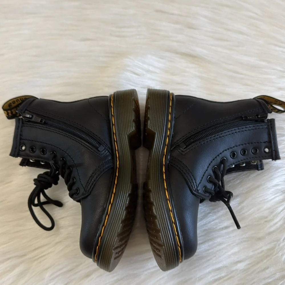 Dr Martens Toddler 1460T Softy T Black Leather Lace-Up Boots Size 7